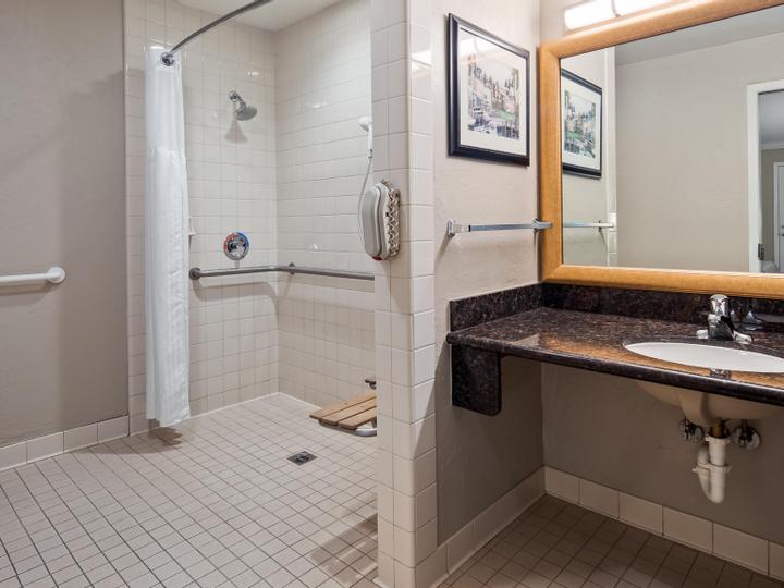 Best Western Plus Humboldt Bay Inn | Eureka, California | 35