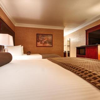 Best Western Plus Humboldt Bay Inn | Eureka, California | Two double bed room