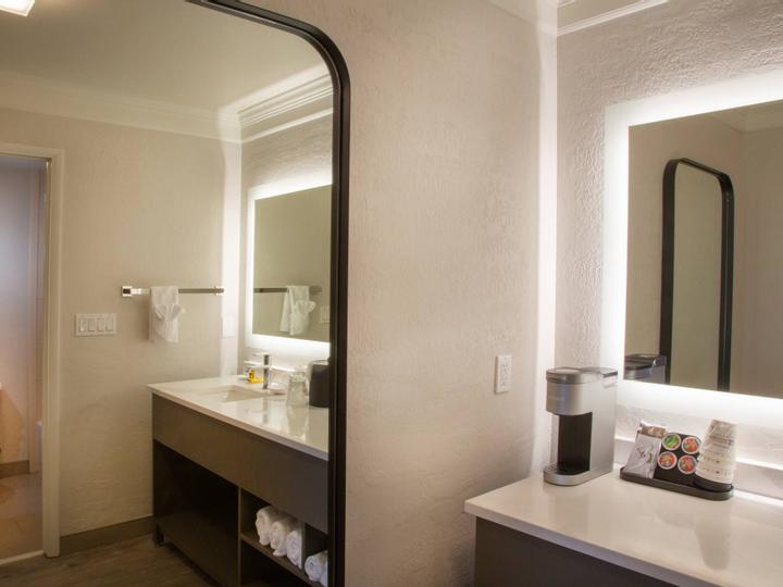 Best Western Plus Humboldt Bay Inn | Eureka, California | 18